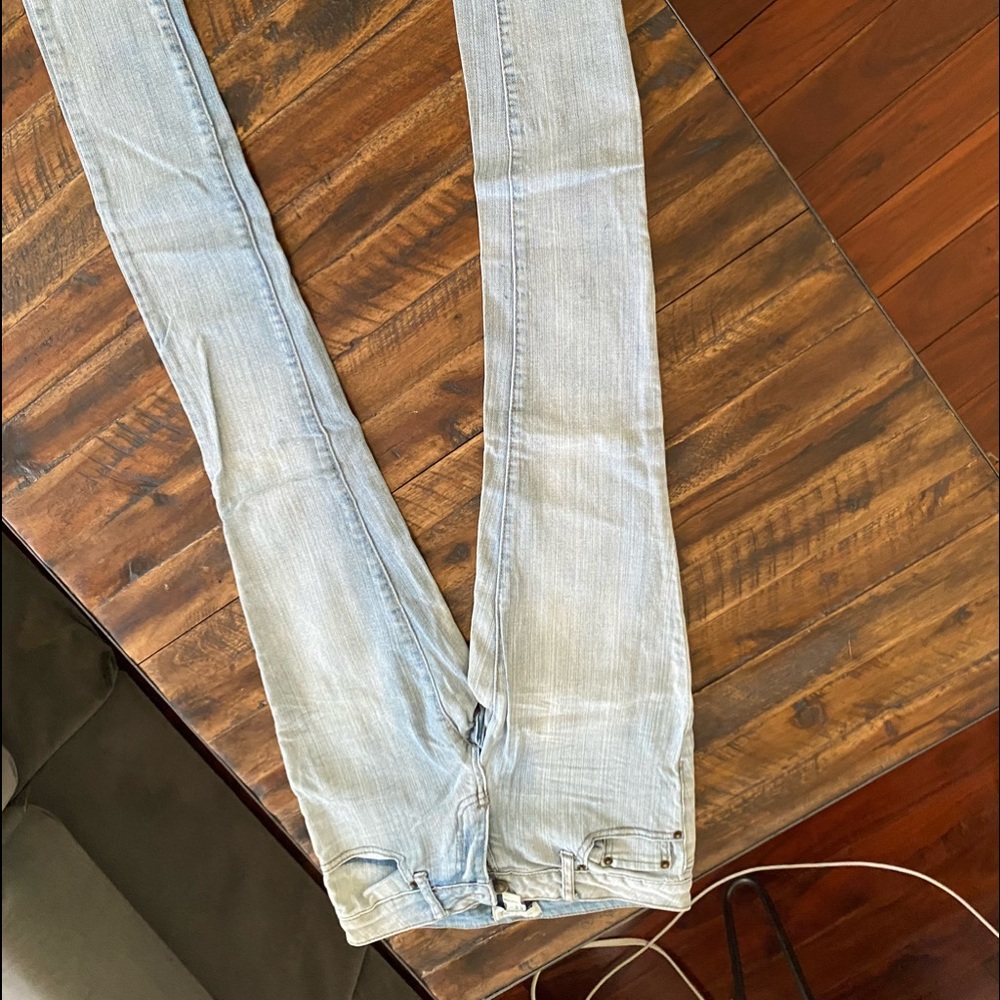Light denim jeans